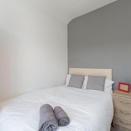 Townhouse @ Electricity Street Кру Экстерьер фото